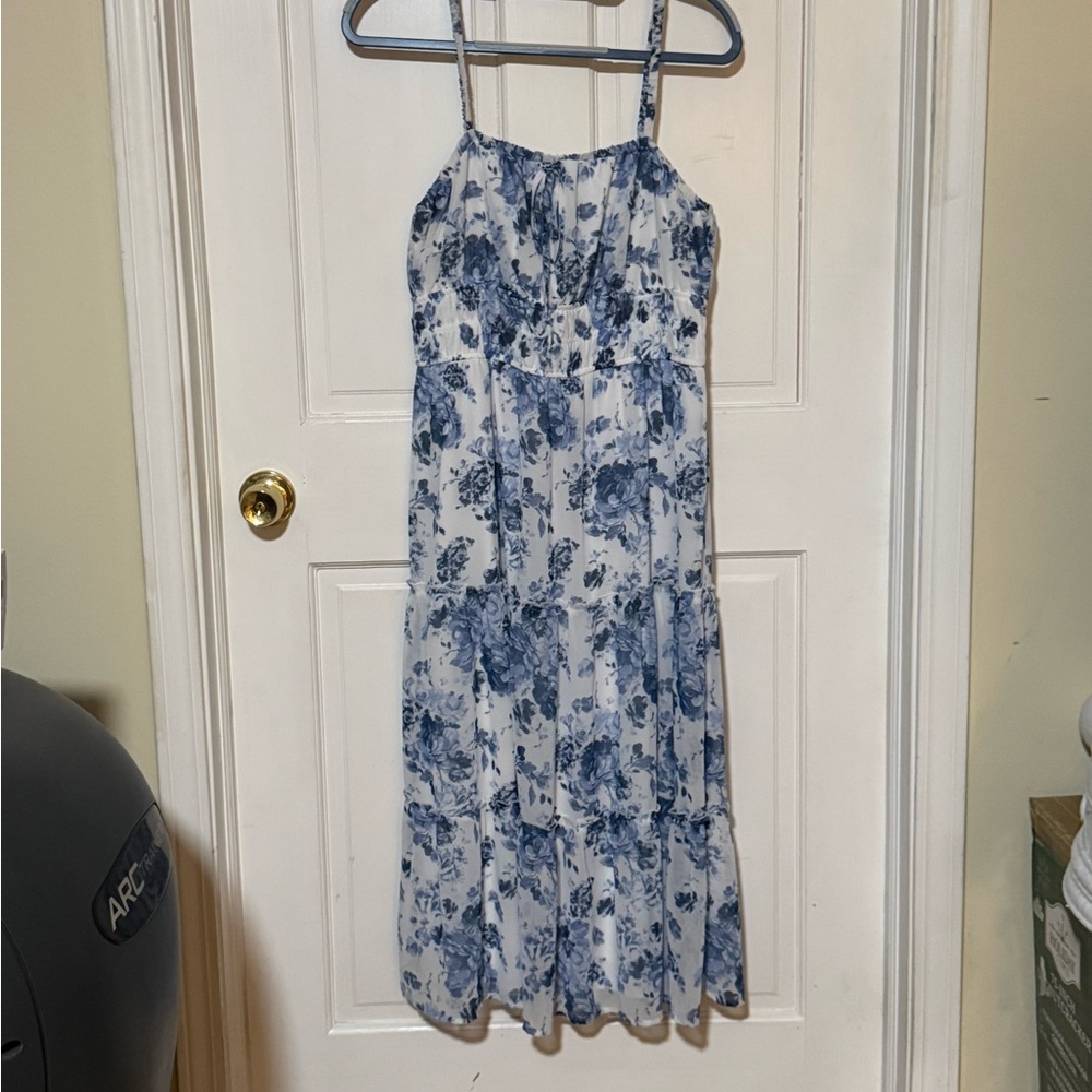 Trixxi Blue Floral Midi Dress